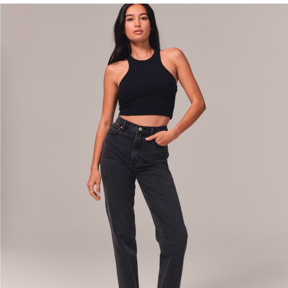 Abercrombie & Fitch Women's Black 90s Straight ultra high rise